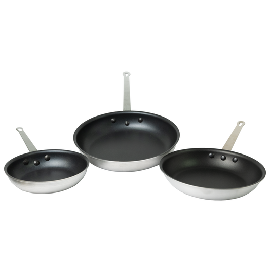 American Chef AFRP-8N - Aluminum Fry Pan, Quantum2 Non-Stick - 8" Dia with Silicone Sleeve, Aluminum